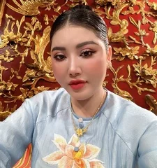 Full Clip sex cô đồng Trang Xinh ngày hầu đồng tối thì banh lồn cho trai bú