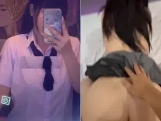 Khả Hân Q10 em bé cấp 3 trong bộ đồ học sinh ngoan ngoãn dễ thương