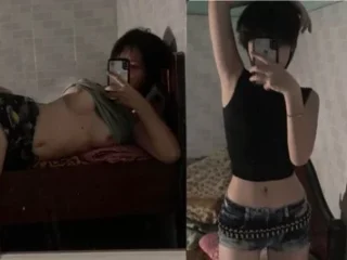 Nư sinh tóc ngắn chổng mông banh bướm cho anh bồ cặc ngựa đụ cho sướng run người